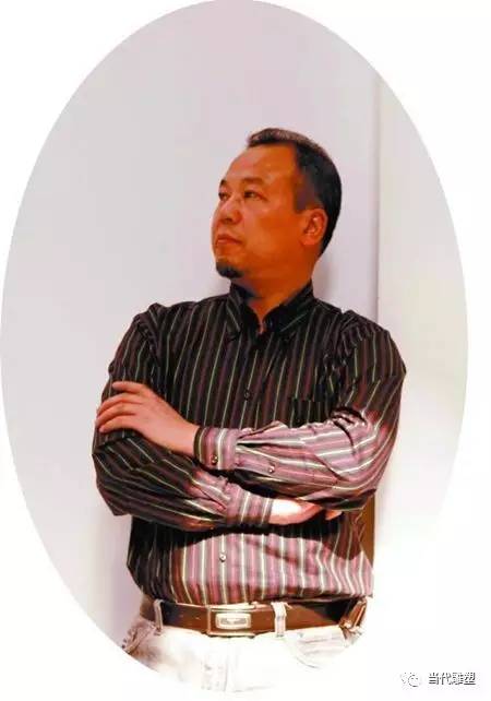 雕塑家章华,青春之歌章华雕塑作品展览