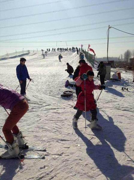 安阳嘉禾高尔夫滑雪场,嘉禾山悠乐谷滑雪场