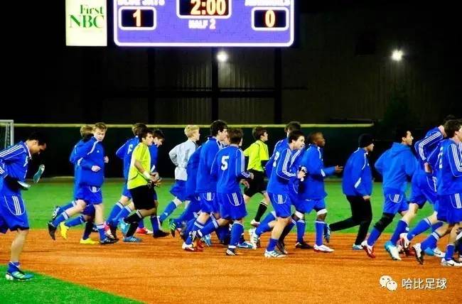 10岁左右足球训练热身方法,10岁孩子个人足球训练方法