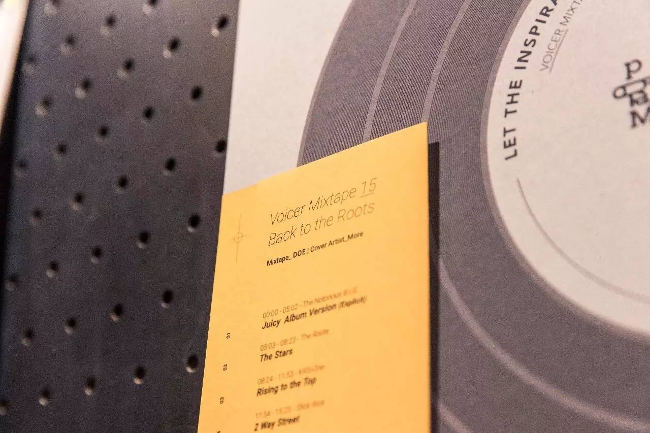 图集｜我们带着这些“黑胶唱片”和几百个好看的人，一起入侵了DOE