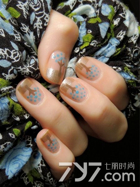 美甲图片2017新款式,2020美甲流行款式短指甲显手白