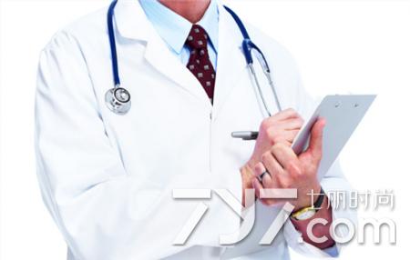 后背长痘痘怎么去除原来简单五步就能减轻痘痘