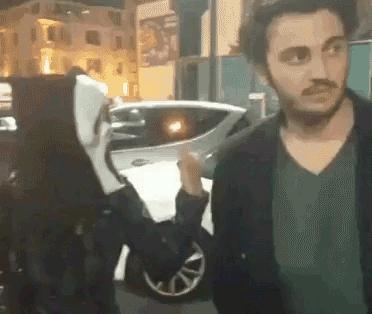 一字马看着都疼,女生一字马最疼时刻