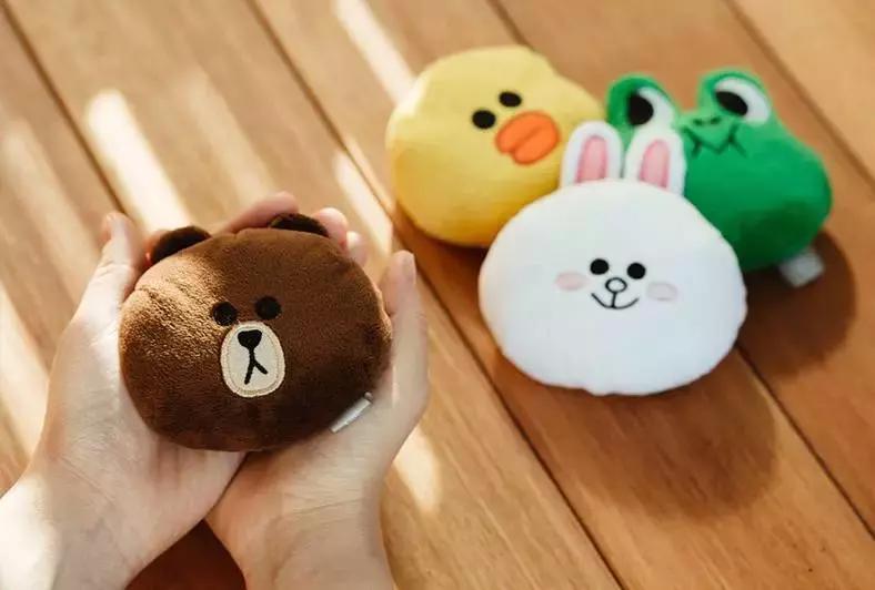 大表姐刘雯小熊毛衣,大表姐刘雯保暖