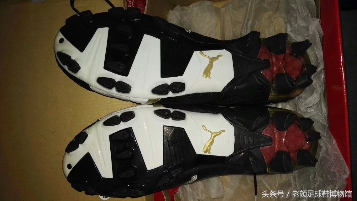 足球鞋历史第一战靴,历史最好碎钉足球鞋