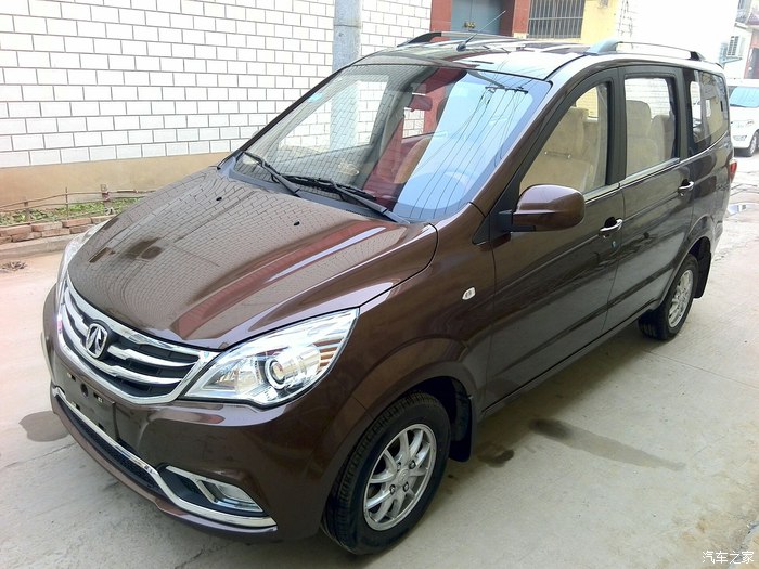 北汽威旺m30内部空间,威旺m30空间