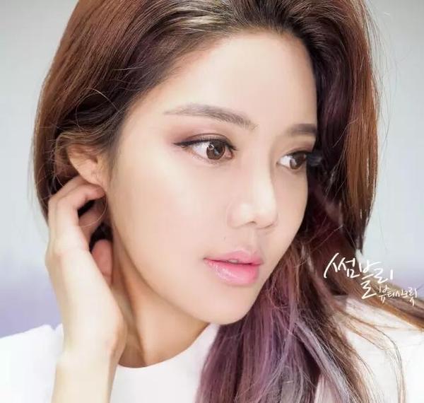 韩国唇釉爆款榜透明,韩国美妆热销唇釉