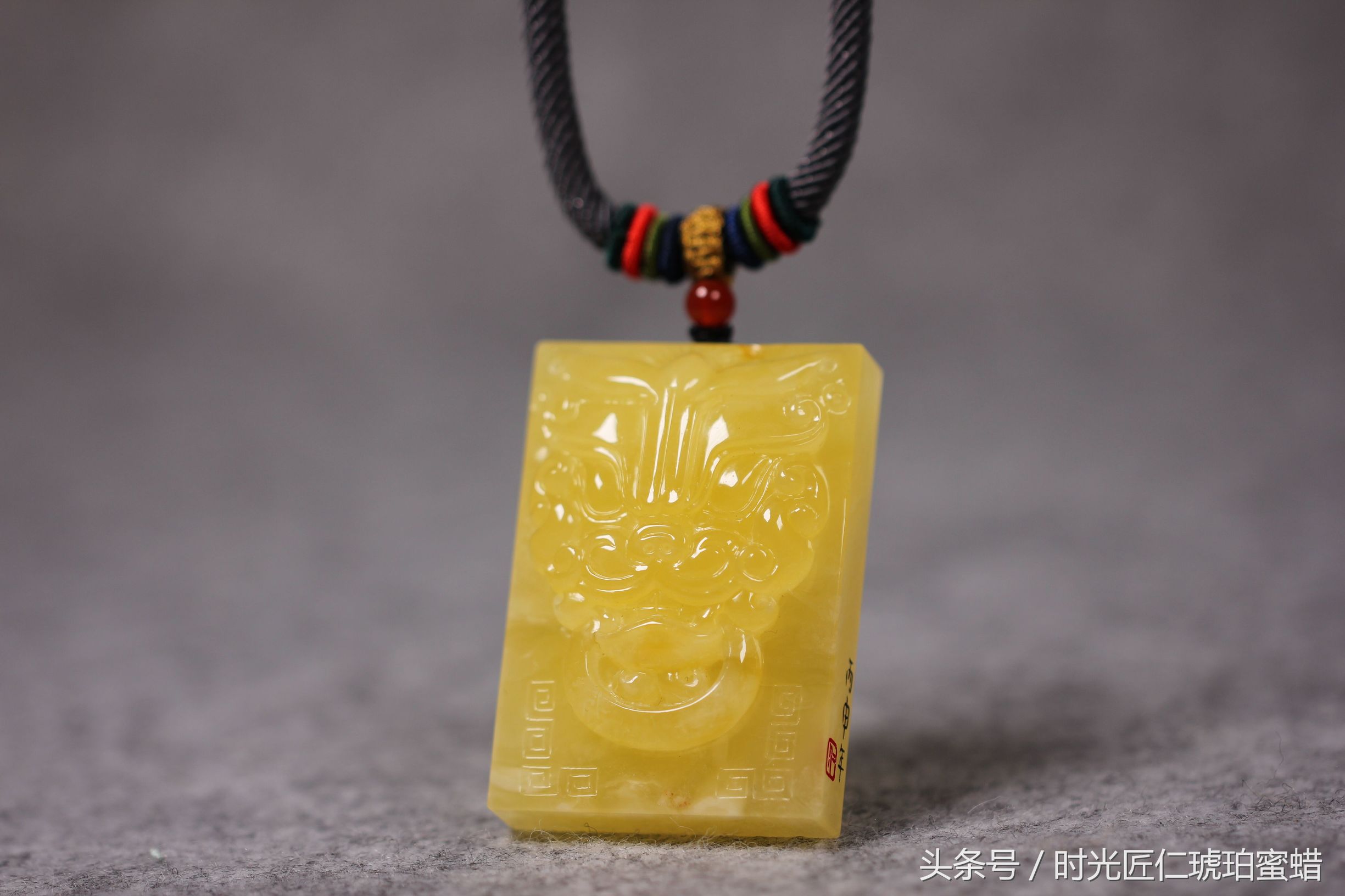 琥珀蜜蜡枕头功效与作用,药用蜜蜡和琥珀区别