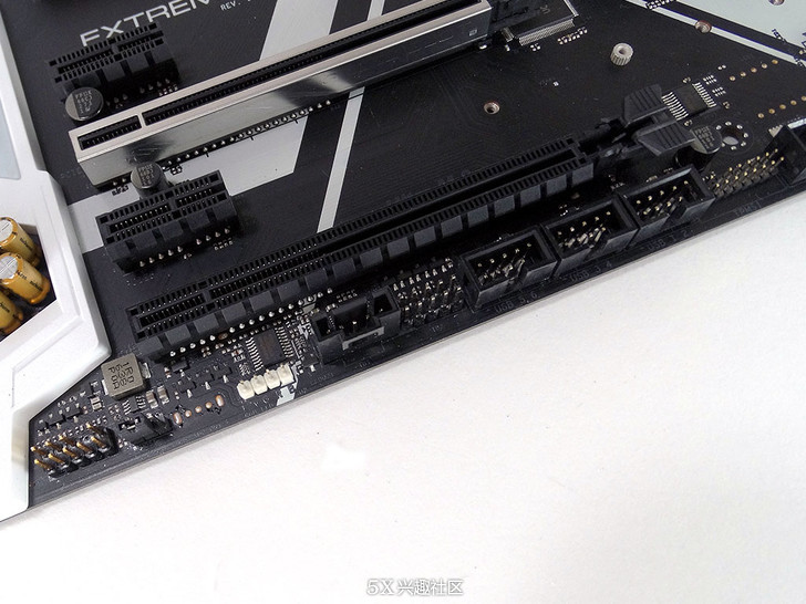 华擎z370extreme4m.2,华擎z170extreme4是matx吗