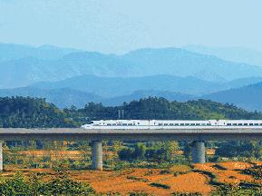 今朝上海｜嚇宁！34分钟狂开52公里，差头司机深更半夜白相“头文字D