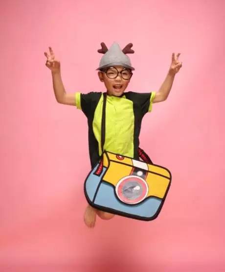 跨年哪里人少又好玩,跨年夜去酒吧好玩吗