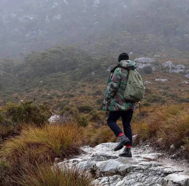 潮星必BUY|深扒完“六叔”的私人衣橱后,竟然发现……