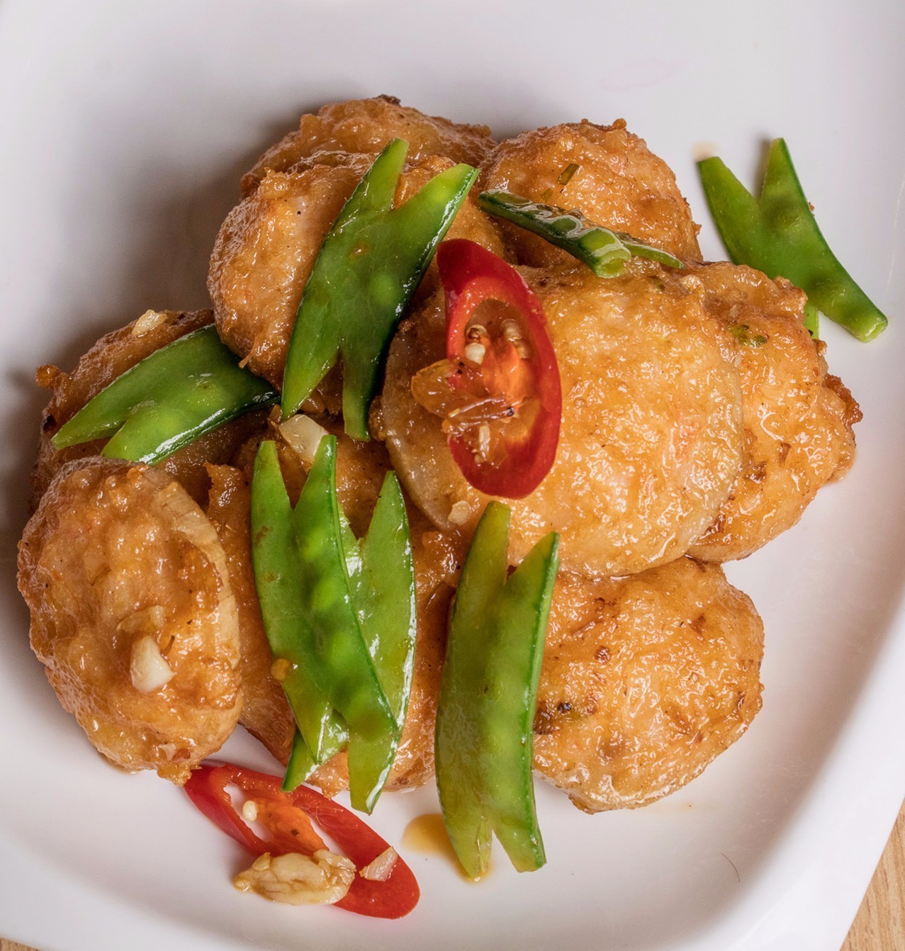 在魔都吃100元麻辣烫,魔都鱼翅捞饭