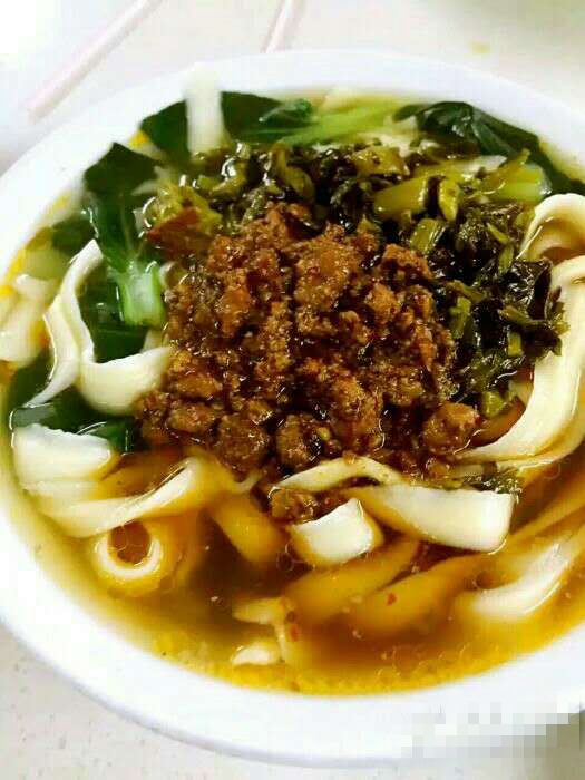 东台天天见面鱼汤面馆,东台雪琴面馆鱼汤面