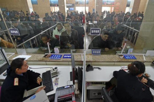 今年春运火车票为什么这么难抢,春运火车票购票攻略