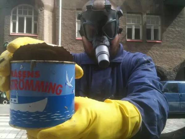 十大最恶心黑暗料理鲱鱼罐头,臭名昭著的瑞典美食鲱鱼罐头