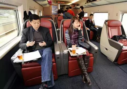 深圳去昆明选哪趟高铁风景好,深圳至昆明高铁沿途风景