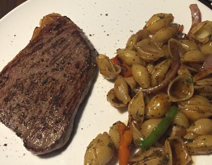 让你印象最深刻的牛排餐,新年的第一餐火锅