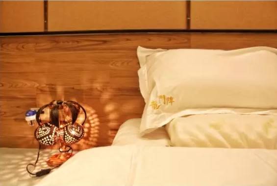 四川帅大叔暴改普吉岛民宿,用时4个月他活出了你最羡慕的样子