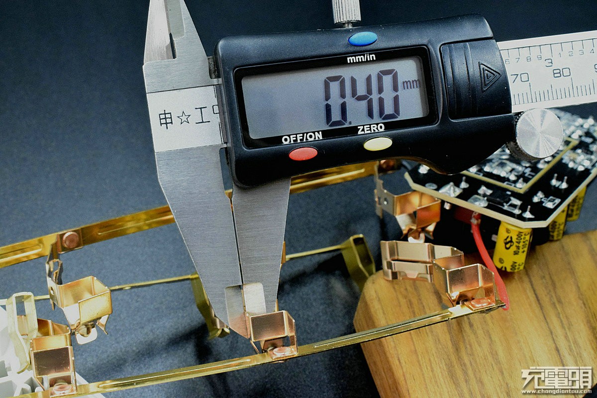 虽名不经传但也可圈可点达世奇插线板评测及拆解