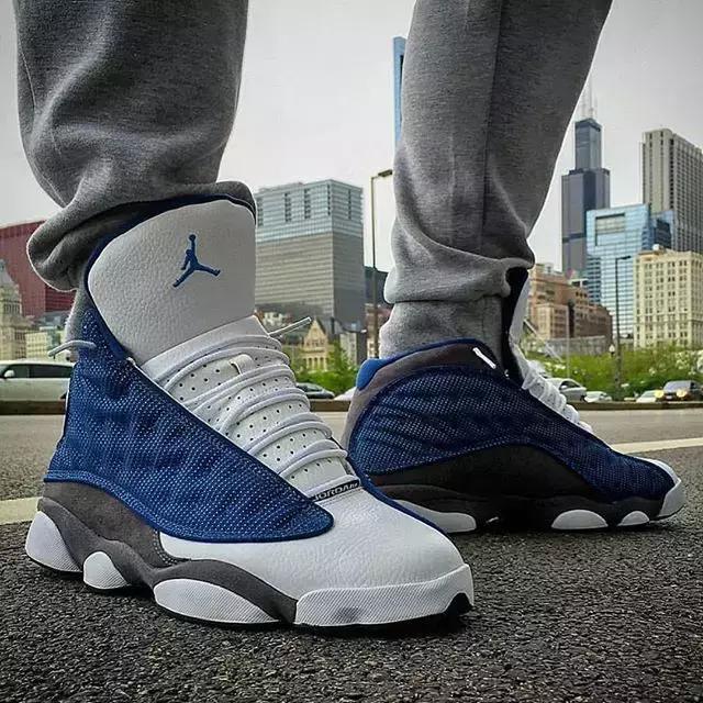 undefeated联名aj4复刻,近日aj4复刻