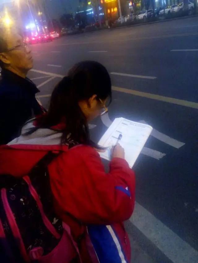 瞧，教育导报记者镜头下的2016！