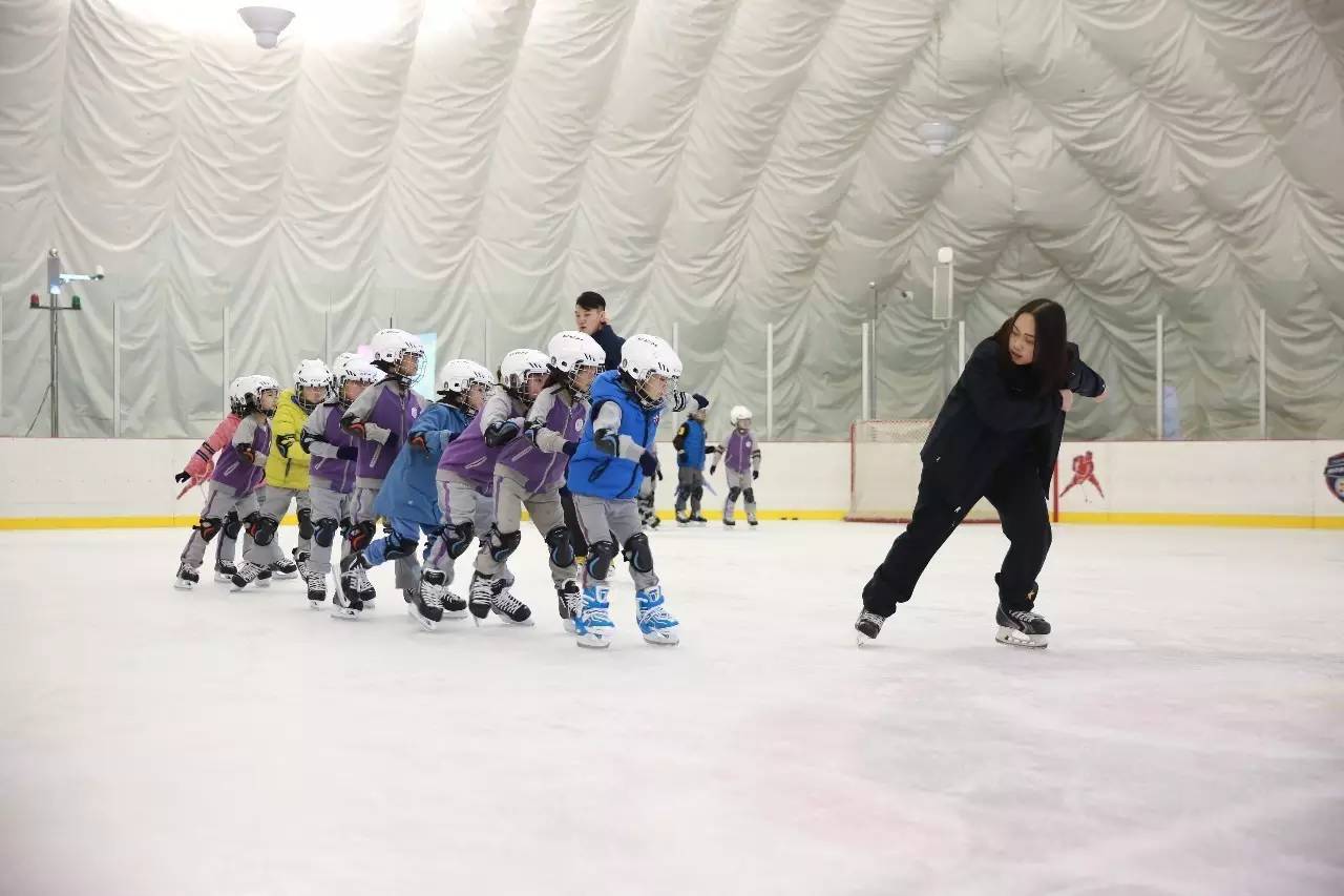 2022冬奥形象大使,2022年的冬奥形象大使