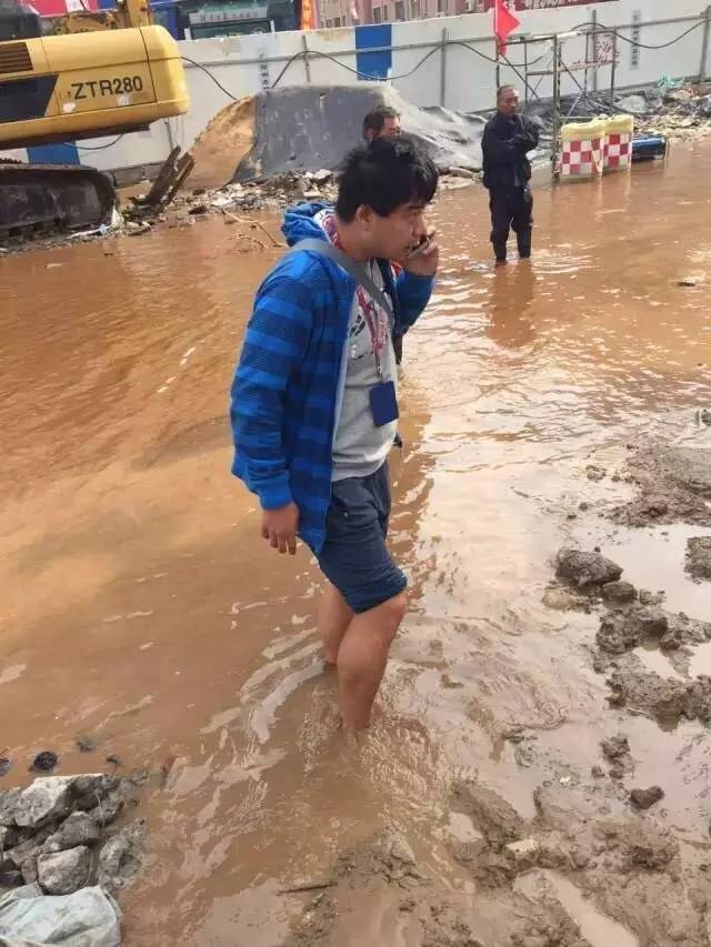 「看我这一年」听我唱一首《十年》