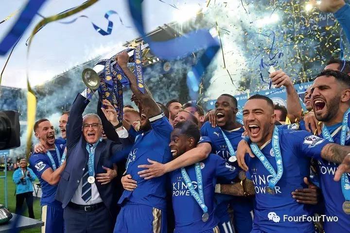 2014圣诞节垫底,2015圣诞节登顶,2016呢?莱斯特城的故事,曾经是足球世界最美好的圣诞礼物