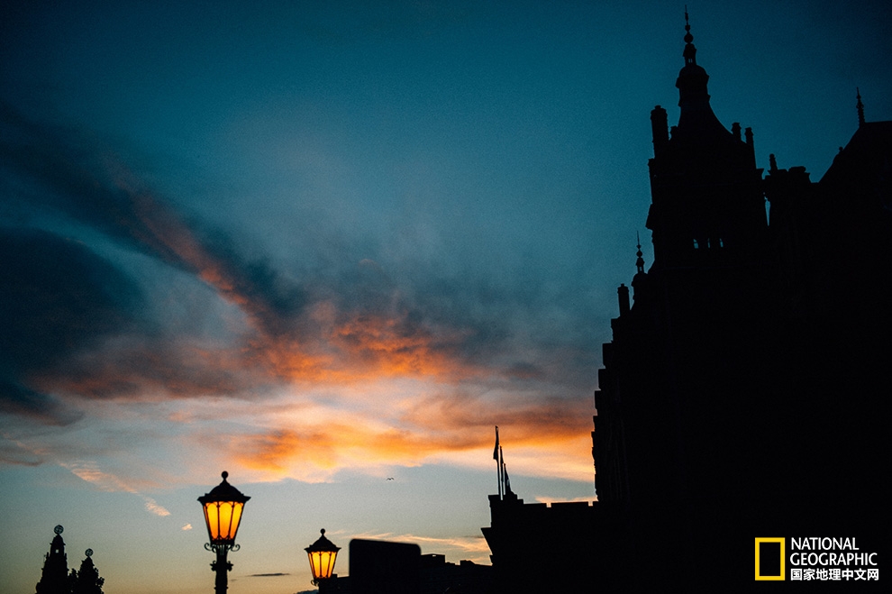 英爱岛行：寂静与喧哗，理智与情感