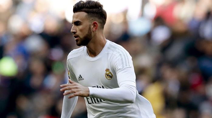 张玉宁奇迹复出,张玉宁19岁代表国家队进球视频