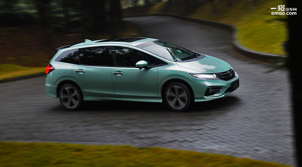 杰德旅行车试车评测,试驾2017款杰德1.5t6座