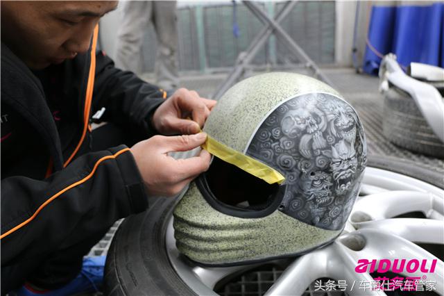 广东头盔喷漆改色,头盔改色最简单的方法