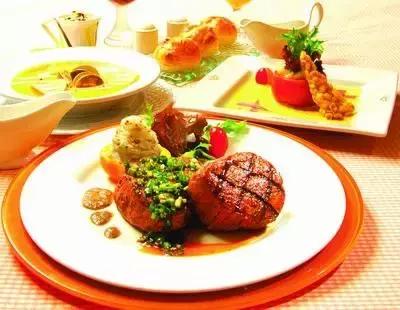 沈阳十大必去的餐厅探店,38年老字号美食探店沈阳