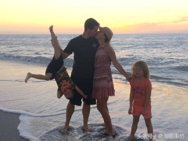 loewe包包怎么辨真假,阿玛尼包包怎么鉴别