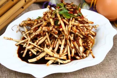 云南人再贵也要吃野生菌,云南人吃过最奢侈的一道菜