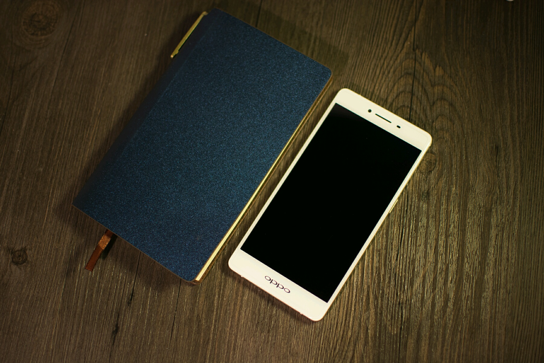 oppor7是真的可以充电五分钟吗,oppor7待机耗电