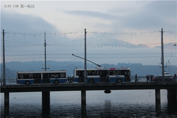 蜜月旅行惊现知豆比亚迪，顺着德法瑞意饱览欧洲的新能源汽车