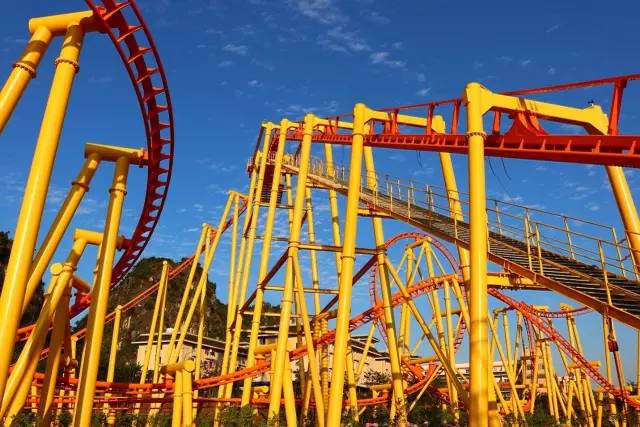 侏罗纪公园中的恐龙,侏罗纪水上乐园出现真实恐龙