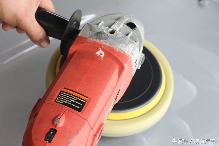 如何给汽车抛光教程,如何给汽车抛光打蜡