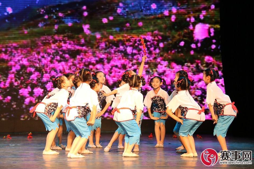 赛事网春晚录制圆满结束，正月初一至初三请锁定福建教育电视台