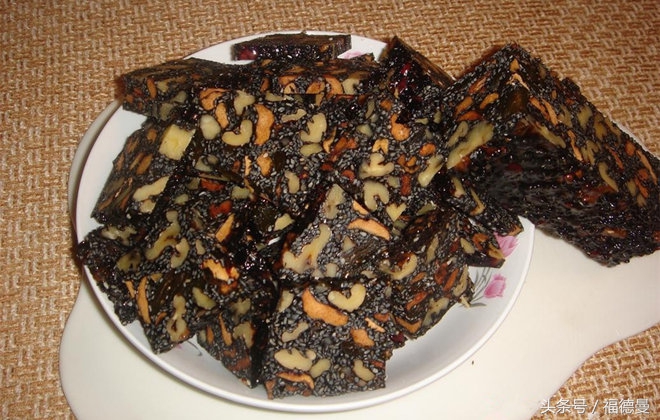 几十块的阿胶糕到底有没有阿胶,阿胶糕与阿胶的区别哪个更好吃