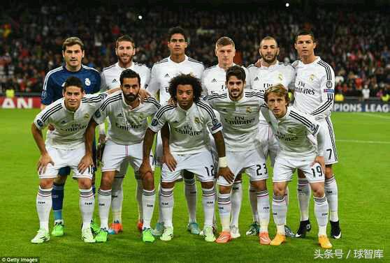 出场动作梅西c罗,颁奖会c罗起身名场面