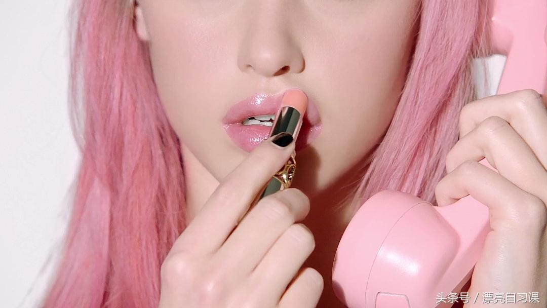 ysl圣罗兰丝缎光彩唇膏最火的颜色 (2017年ysl圣罗兰银管夹心唇膏)