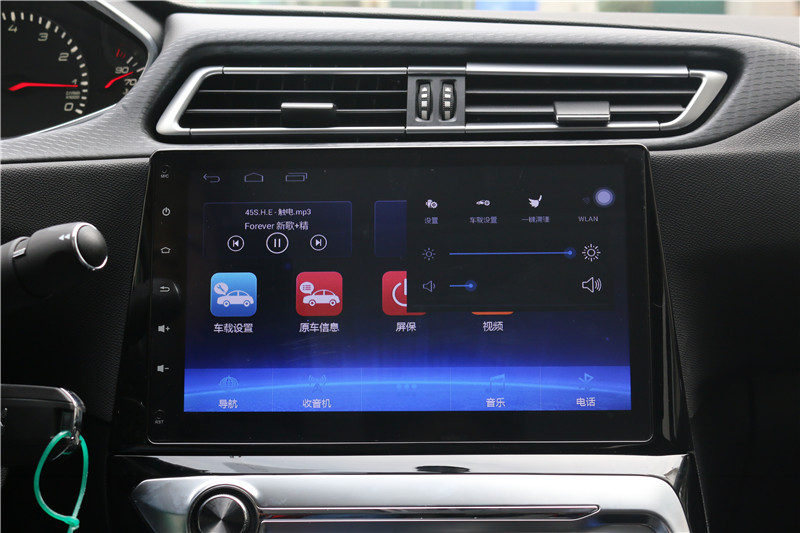 标致308改畅影10.2寸横屏机，2017就这么任性