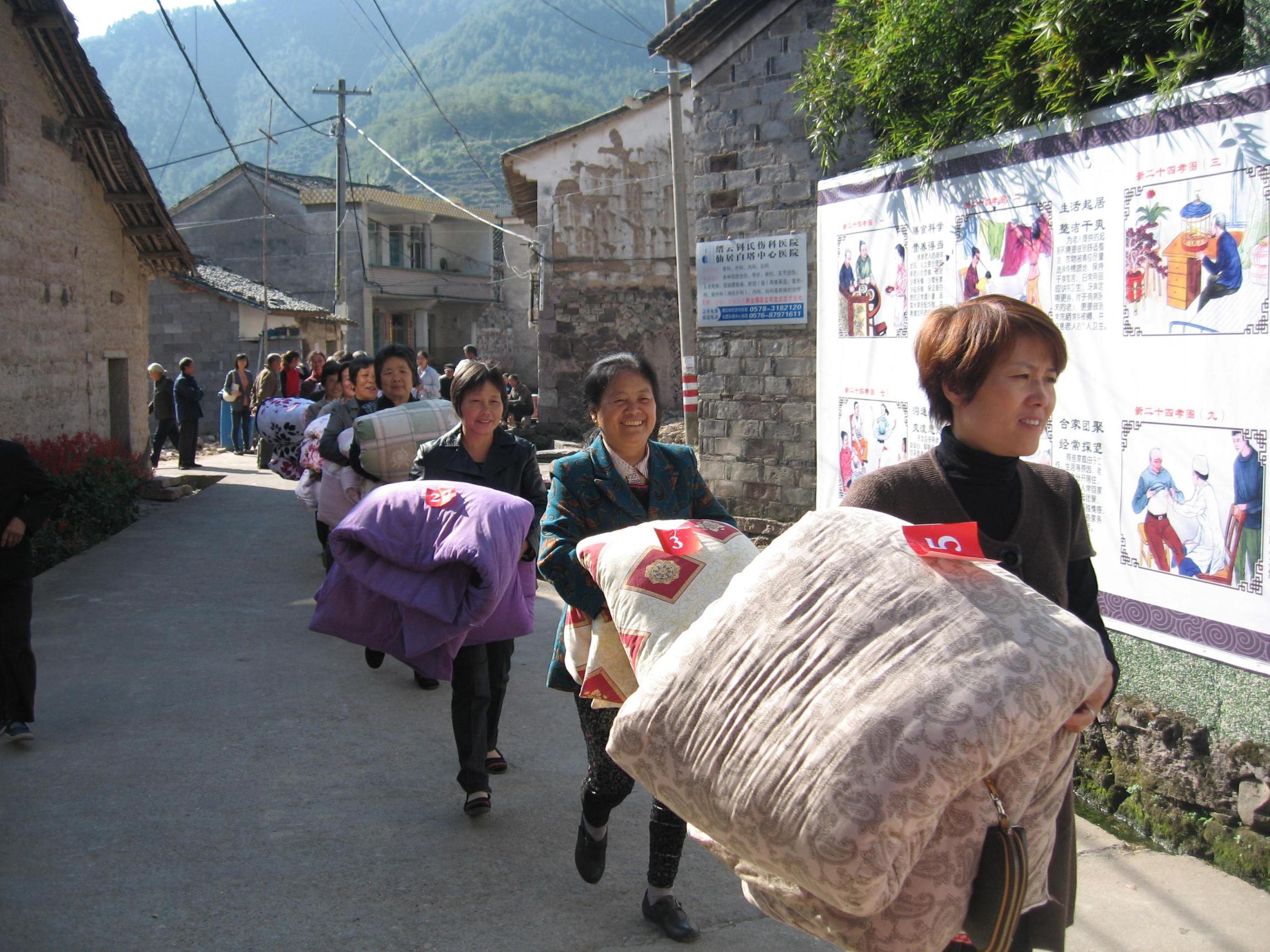 屋里烟味太重什么东西能除味,屋里烟味大怎么快速处理