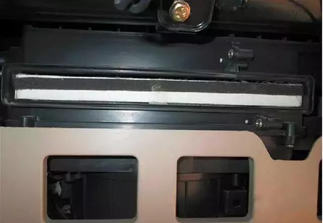 长安unit空调滤芯在哪个位置,汽车空调滤芯有几个位置