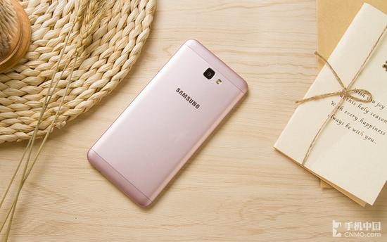 三星s7和s7edge哪款值得买,三星s7和s7edge哪个更值得买