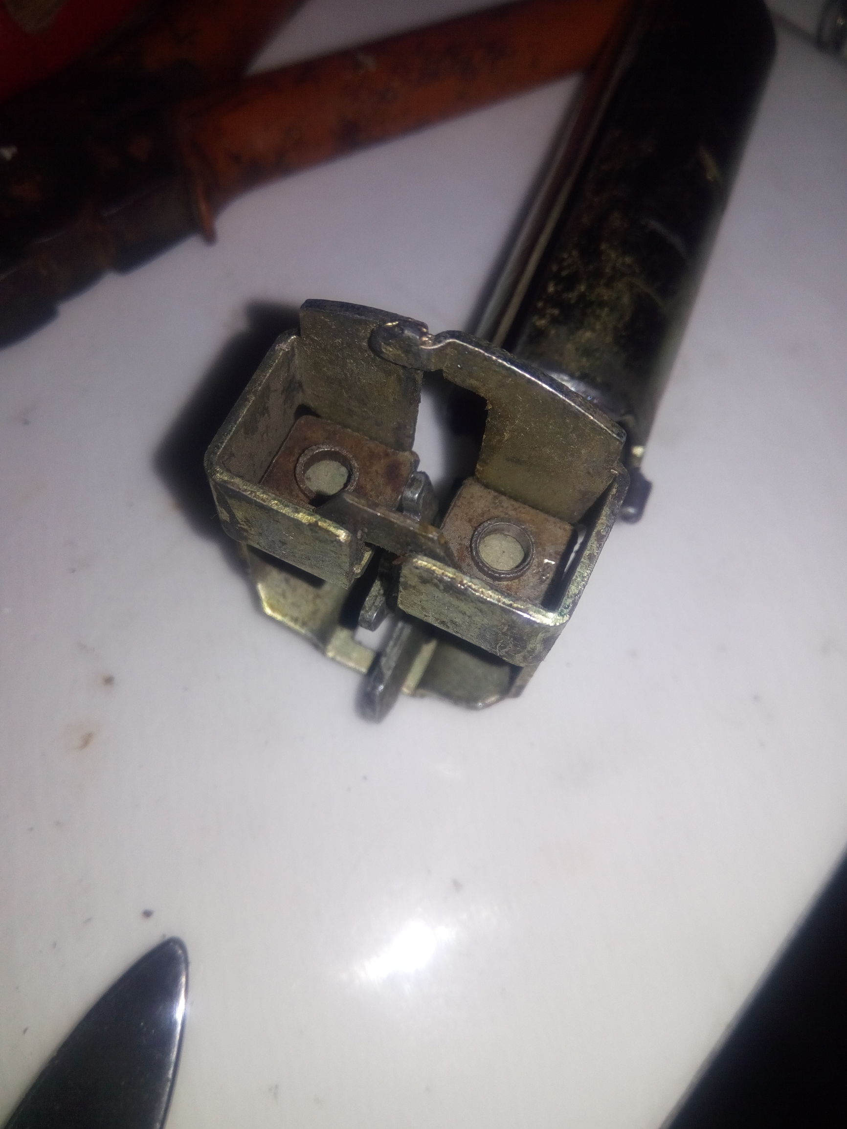 门把锁的组装,室内门圆把锁安装