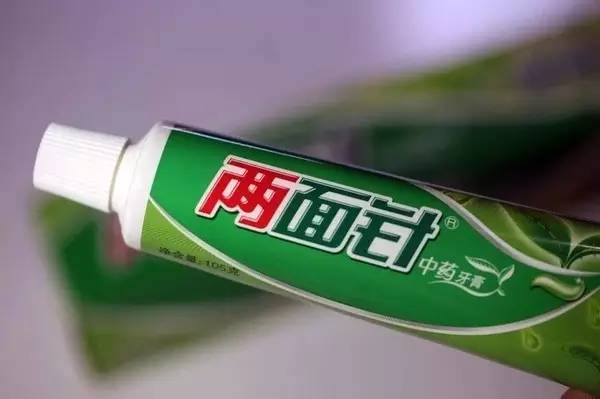 套路很深的包装设计,那些惊人的包装设计